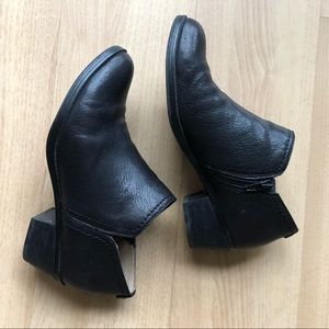 Naturalizer Shoes - Black leather booties Naturalizer Shoes - Black leather booties